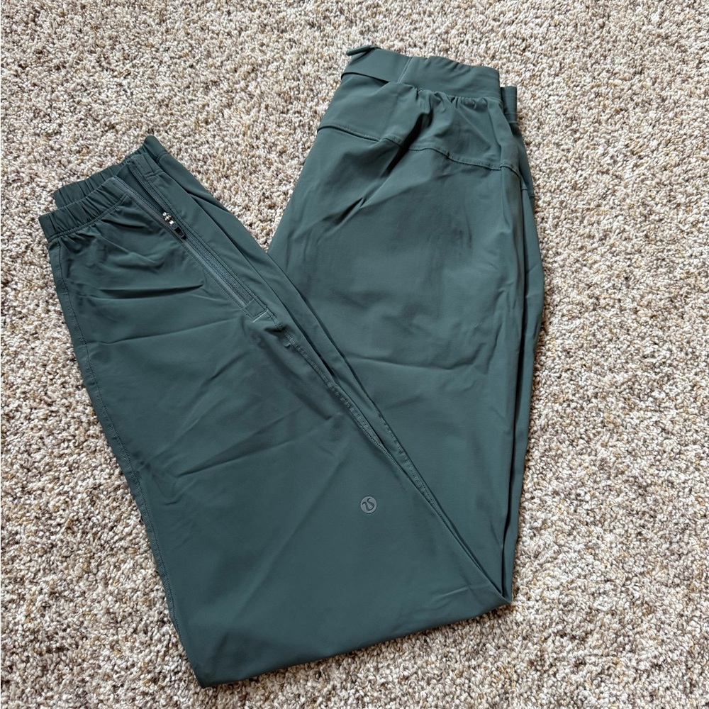 lululemon athletica Men's Spruce Green Joggers